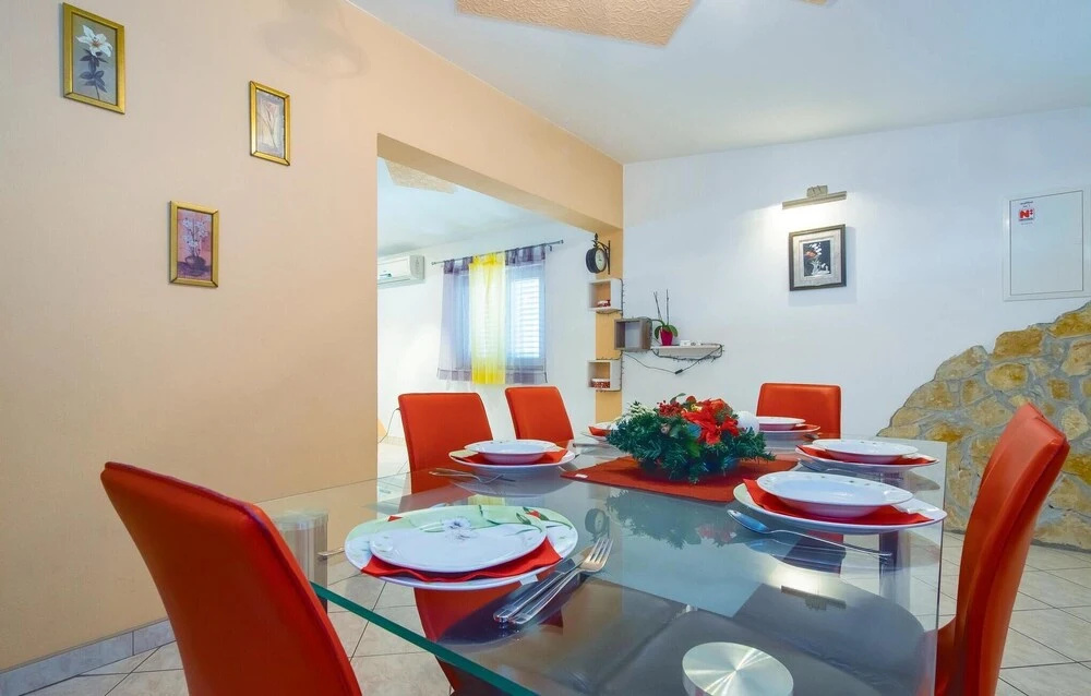Amazing Home in Omis With Wifi and 2 Bedrooms