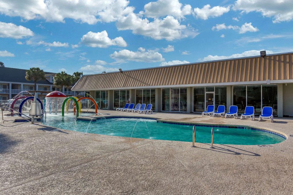 Quality Inn & Suites Pawleys Island