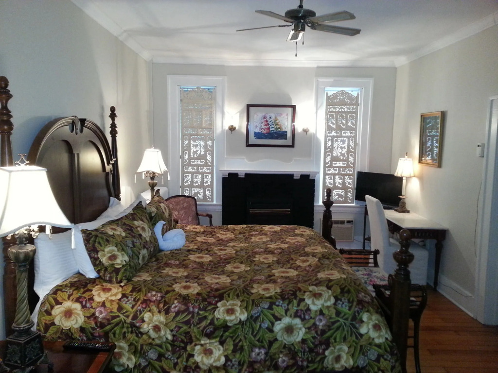 Stone Maiden Inn