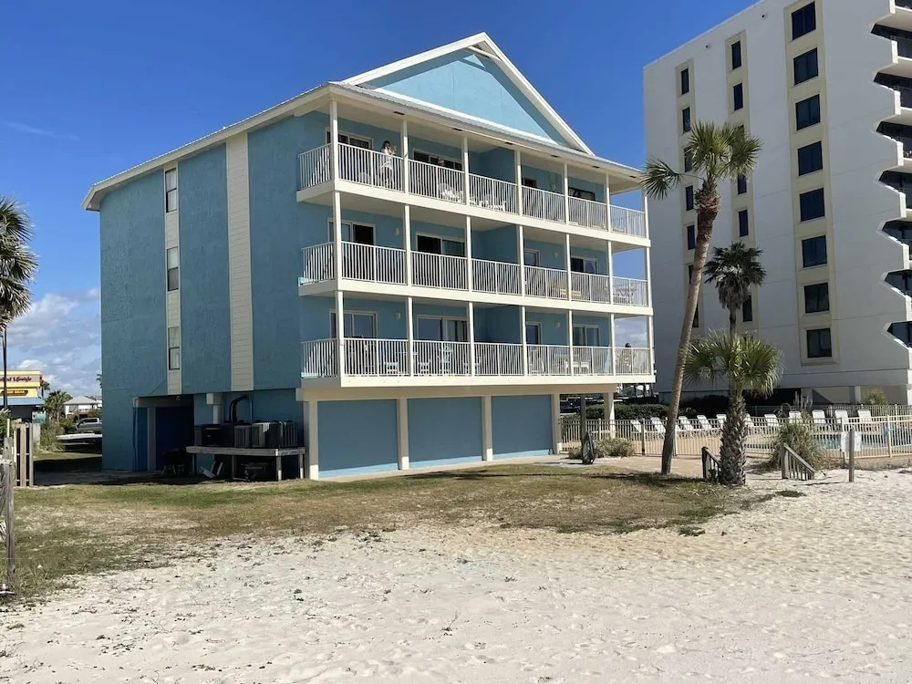 Southern Sands 306 2 Bedroom Condo by RedAwning