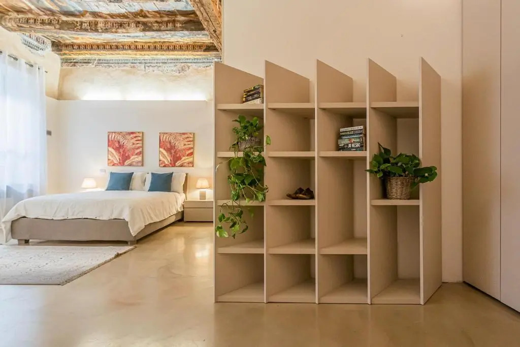 Rovelli 41 by Rent all Como