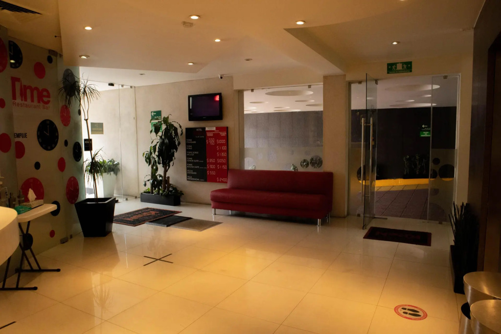 Love Hotel Kron