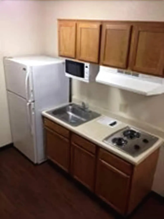 Inland Suites Elvis