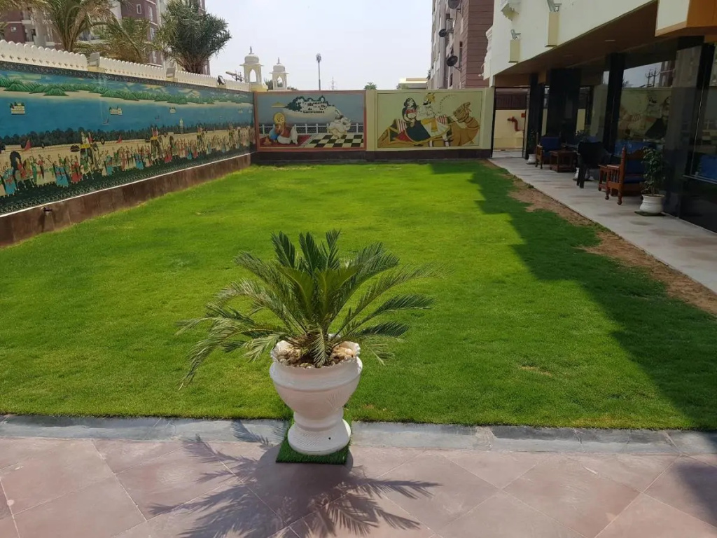 Hotel O Grand Lotus Inn
