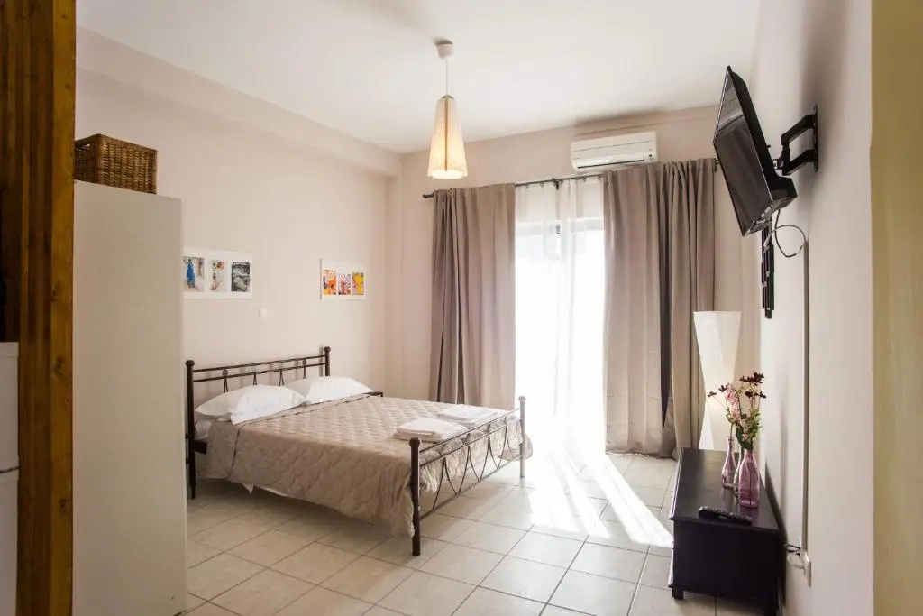 Luxurious Studio, near Athens Airport