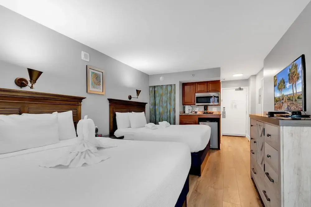 Breakers Boutique Condos | Oceanfront