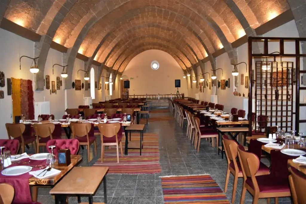 Karballa Hotel