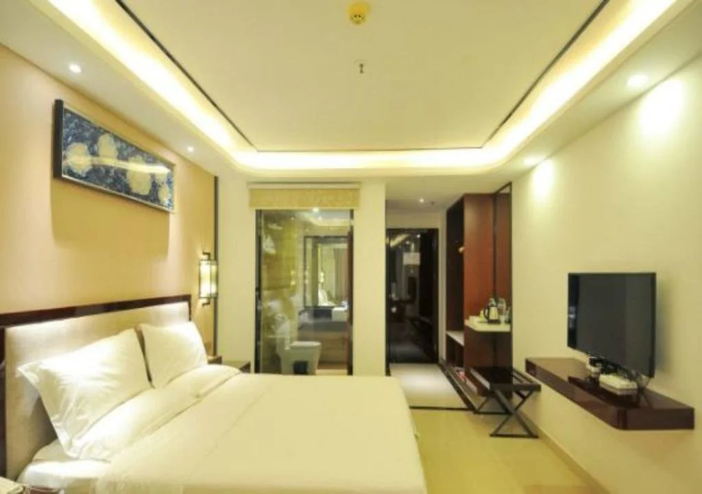 Jiajie Chain Hotel Haikou East High-speed Railway Station