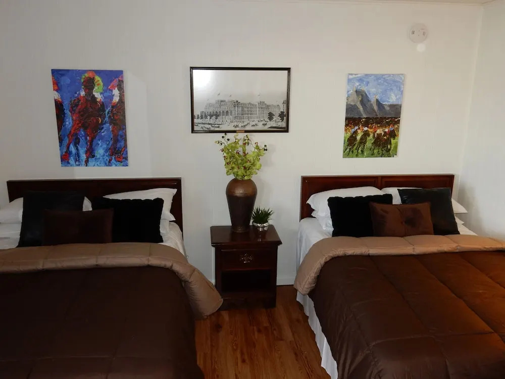South Broadway Inn and Spa