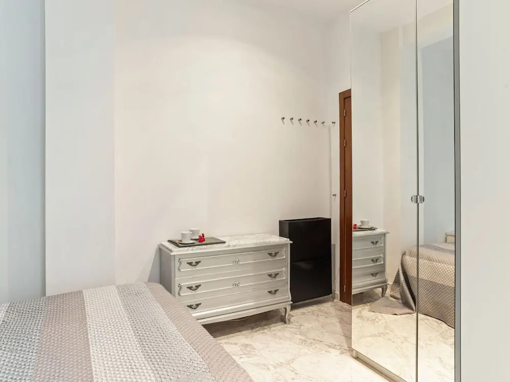 Graceful Apartment in Sevilla near Royal Alcázar