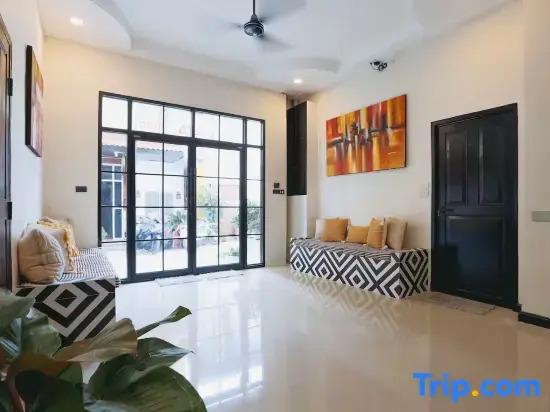 Wink City 1 Patong Beach 4bedrooms