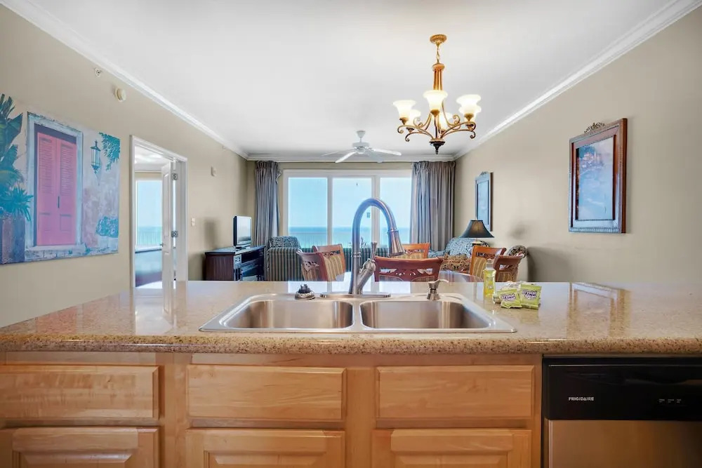 Grandview East 404