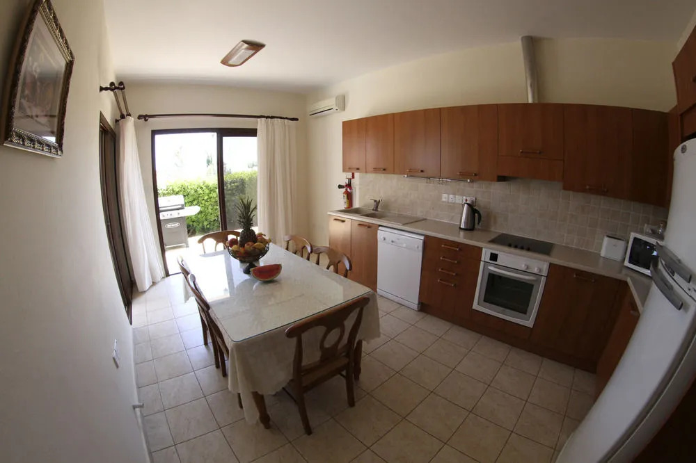 Eve Pissouri Soultanina Villa