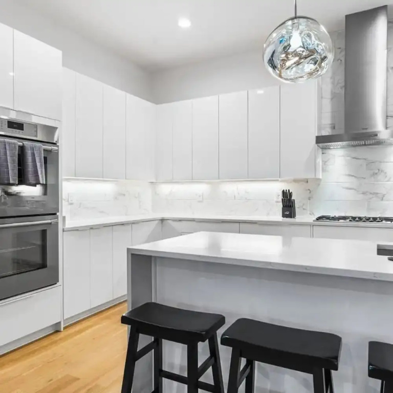 Modern Elegance in Charlotte