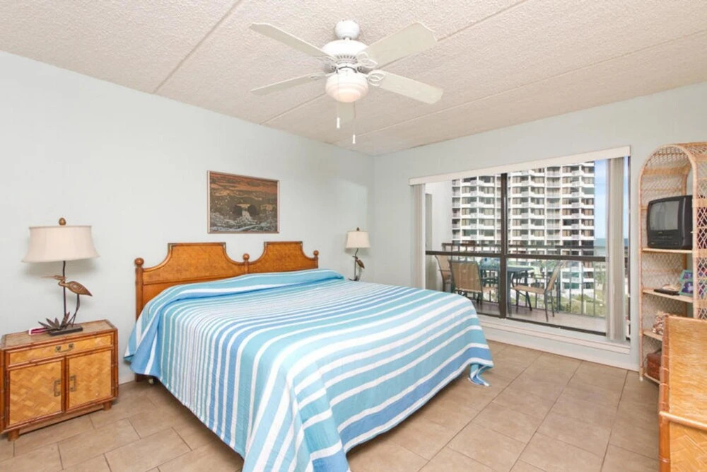 Saida IV Condominium 607