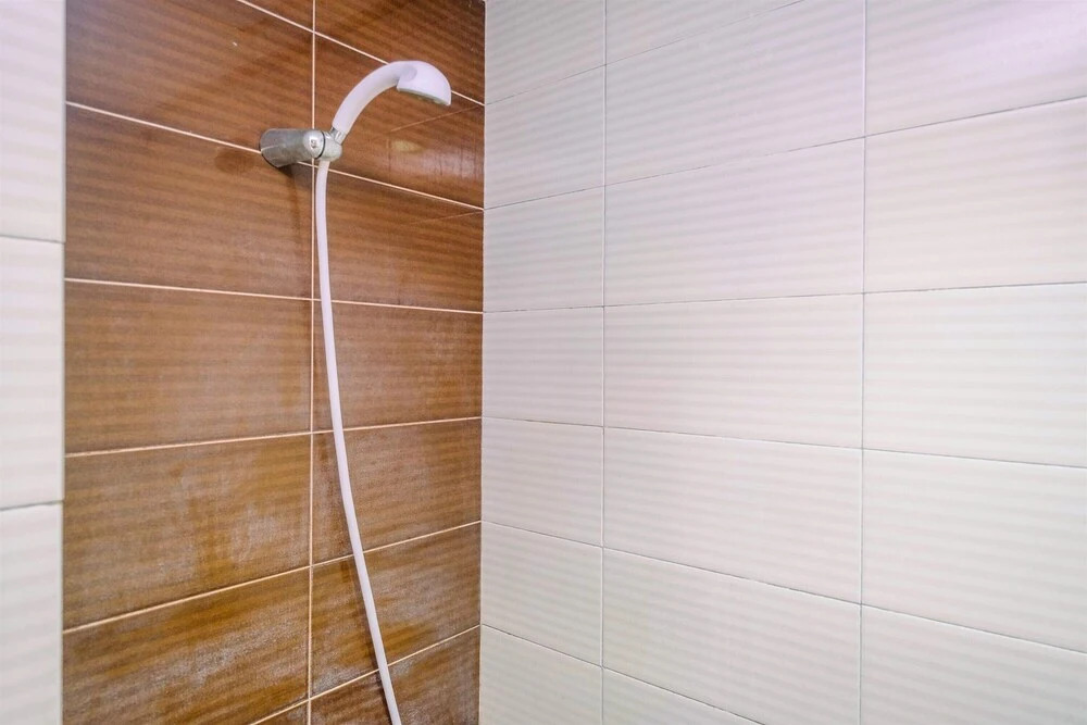 Comfy and Tidy Studio Apartment Margonda Residence 3 Near Campus Area
