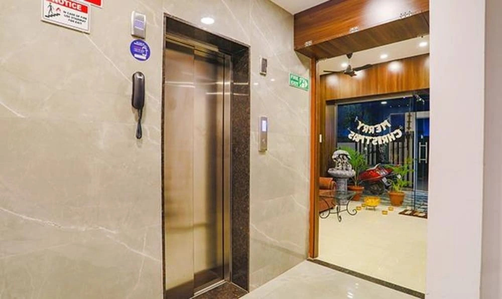 Fabhotel Royal Stay