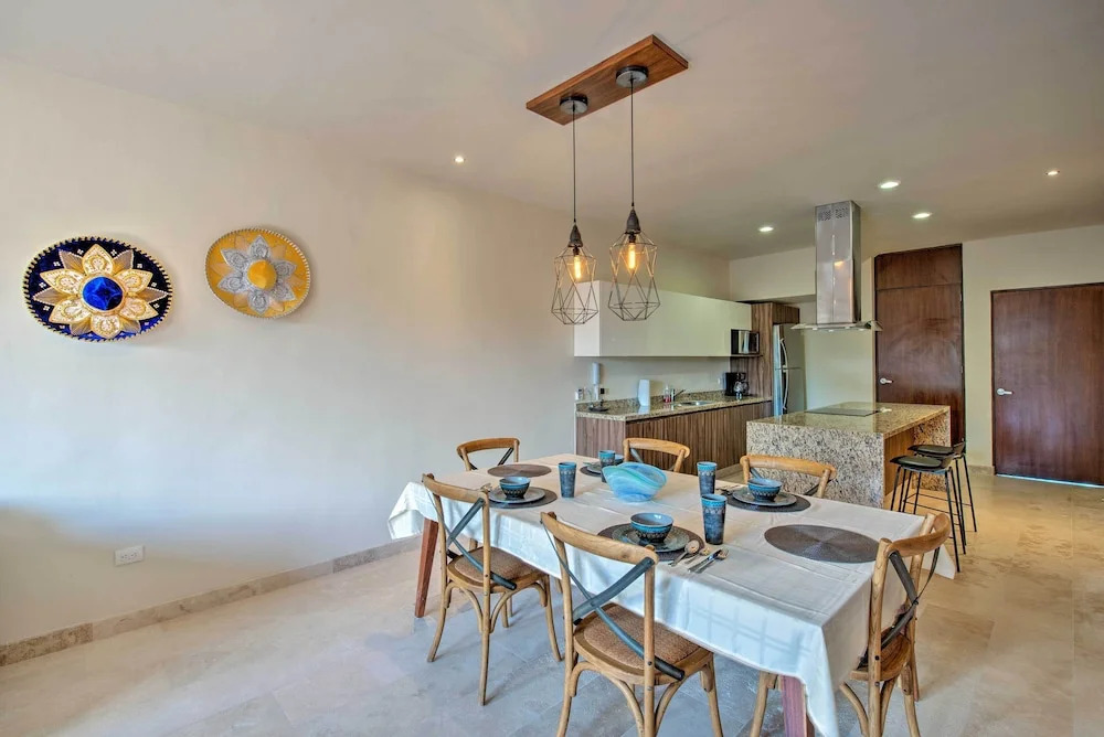 Resort-style Condo 3 Miles to Historic Tulum Ruins