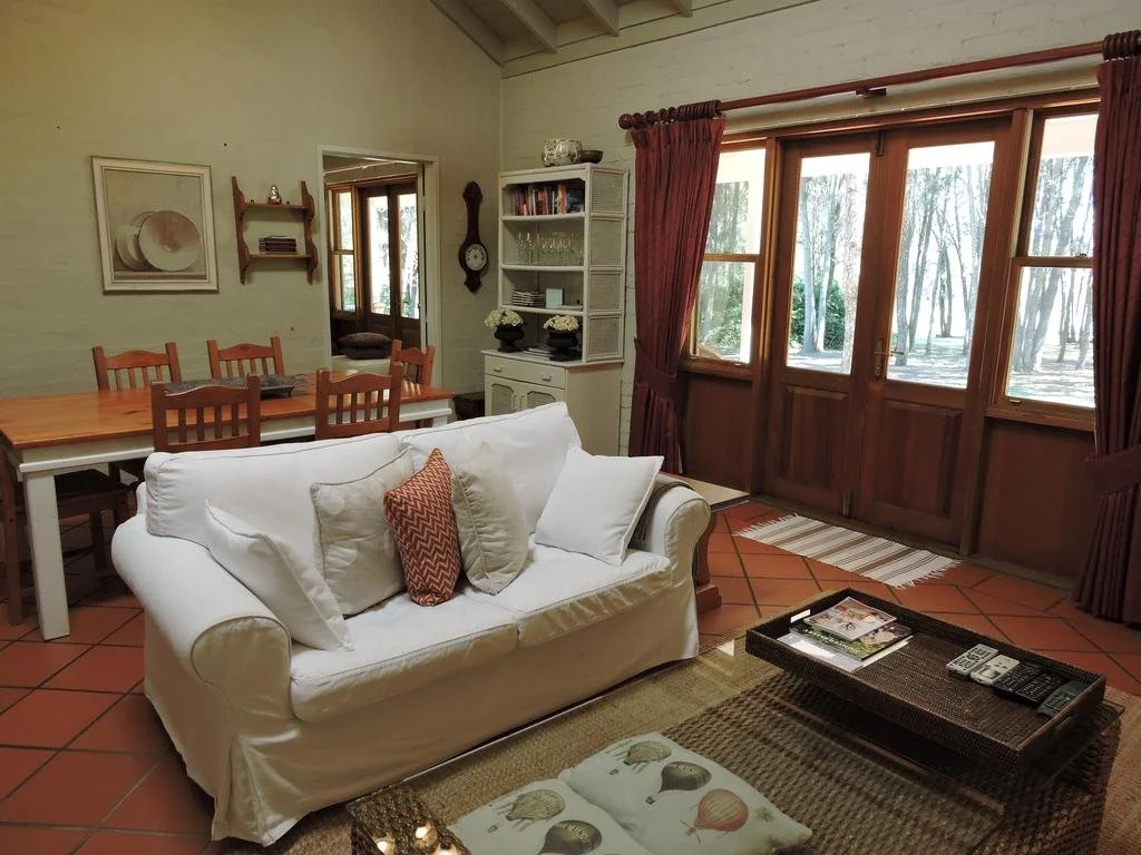 Thistle Hill Guesthouse - walk to many wineries and restaurants