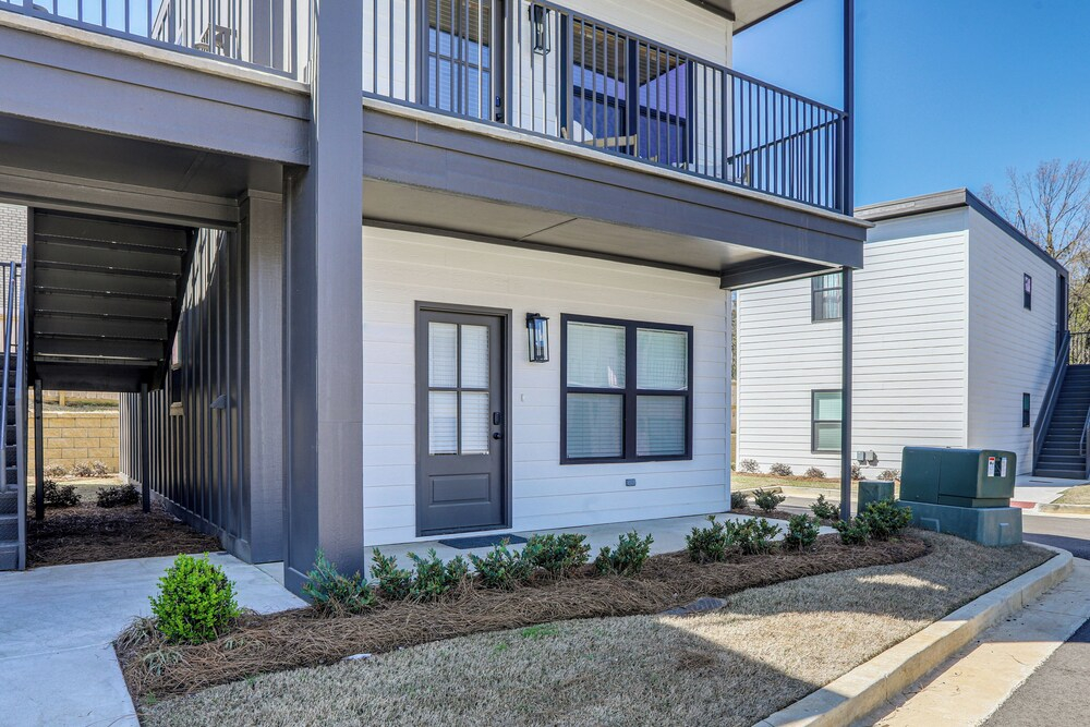 Ole Miss Getaway! Condo 2 Mi to Campus