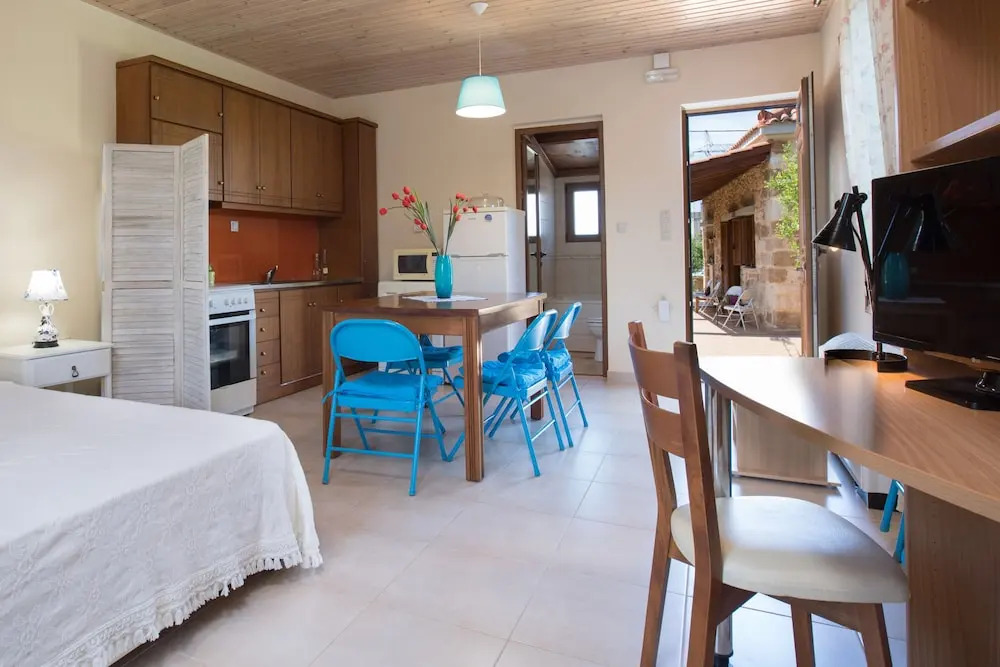 Villa Anerocurù by Chania city