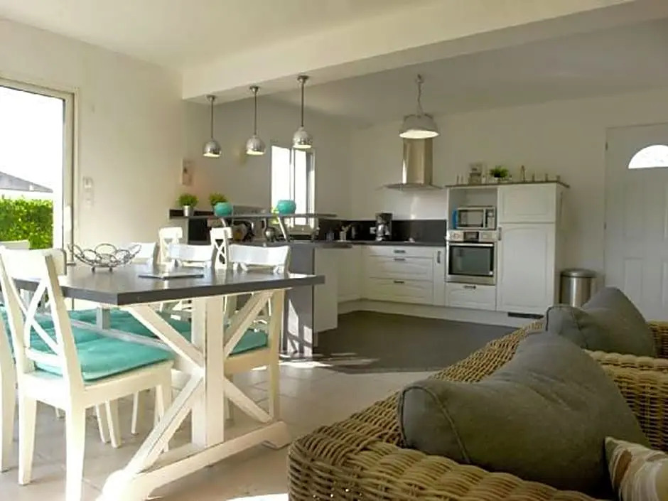 Modern villa in Plouneour-Trez  with private pool