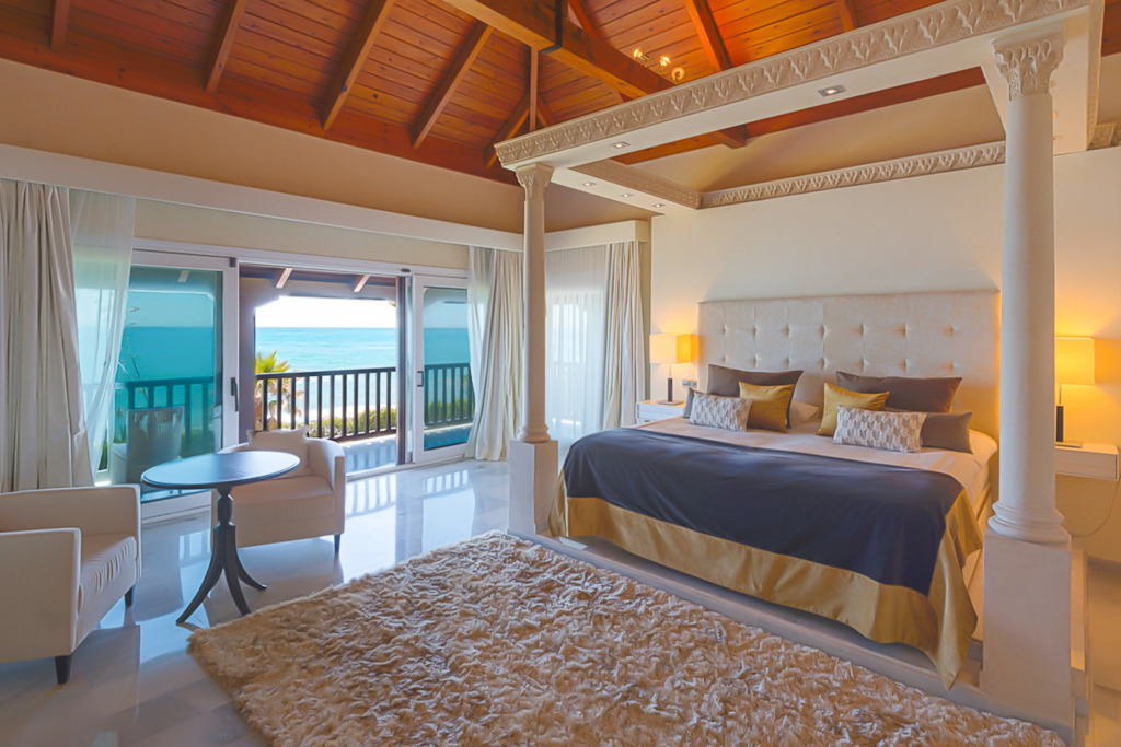 Villa South Beach