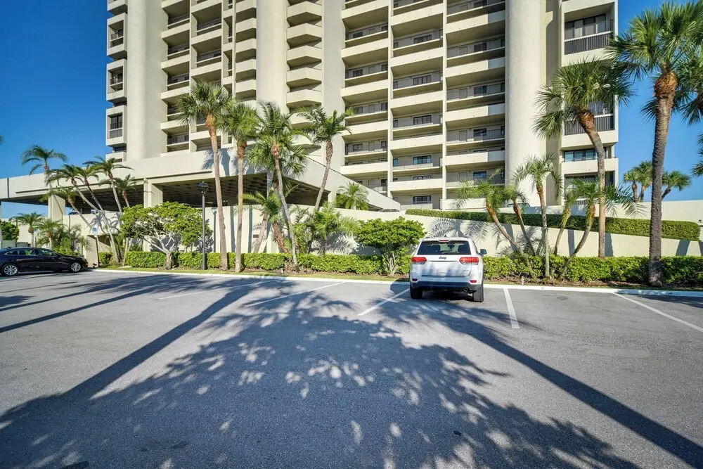 Walk to Beach & Eats: Condo w/ Pool in Clearwater!