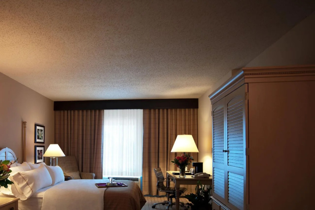 Ballys Baton Rouge Hotel