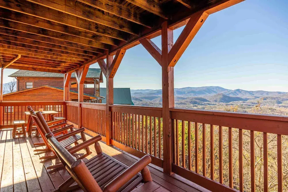 Upscale Cabin Stunning Views Hot Tub Game Room