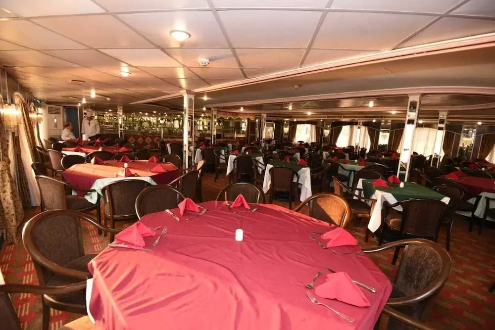 Diamond ship Hotel