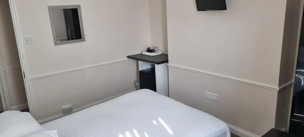 Comfort Rooms