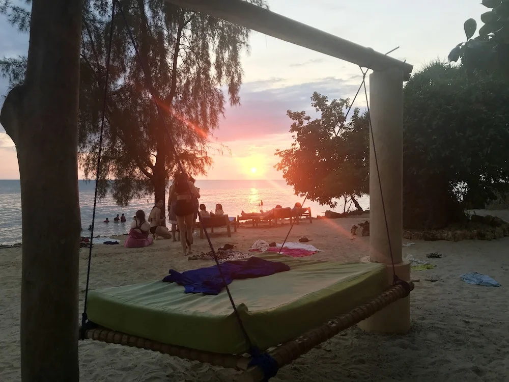 Mangrove Lodge