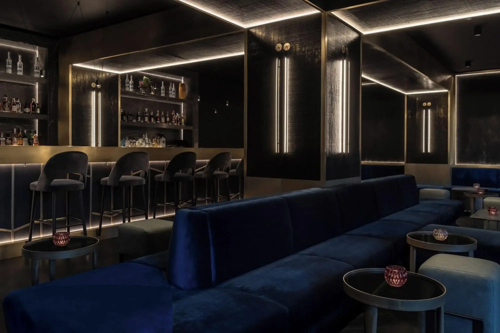 Hotel AMANO East Side