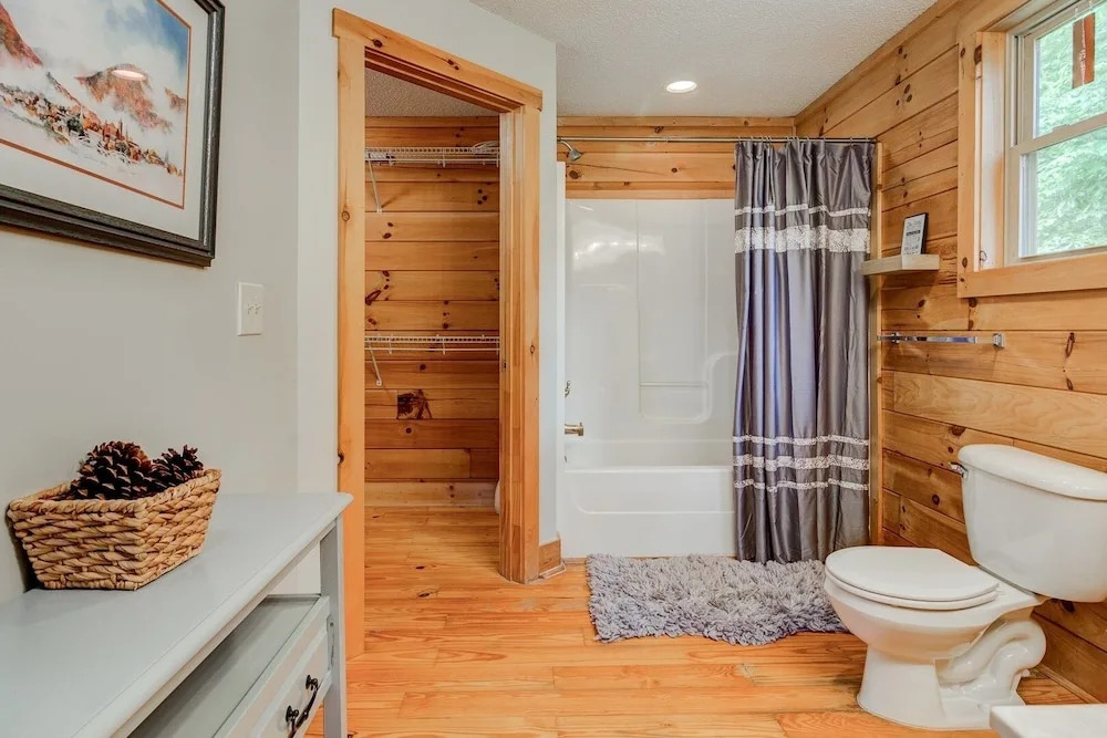 Candyland Cabin - 3 Br cabin