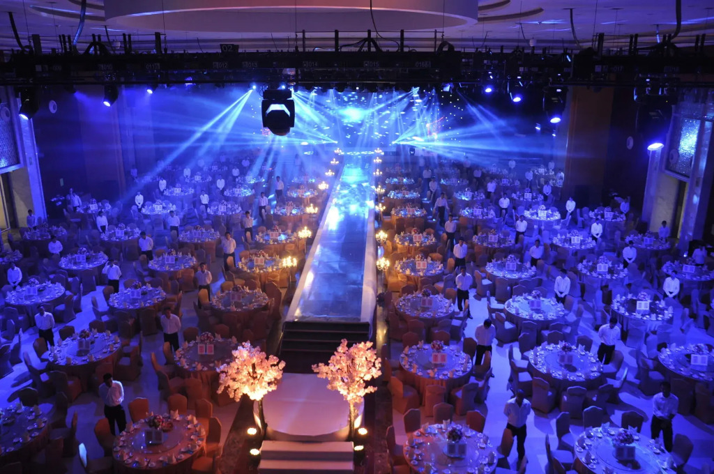Shenzhen Baoan PLUS Gems Cube Hotel
