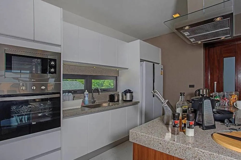 Equilibrium Rawai Villa - 4 Bed