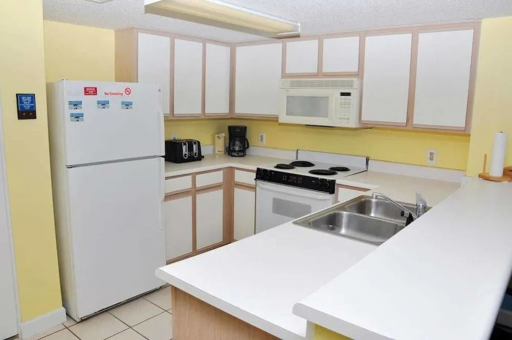 Verandas 901 - 4 Br condo by RedAwning
