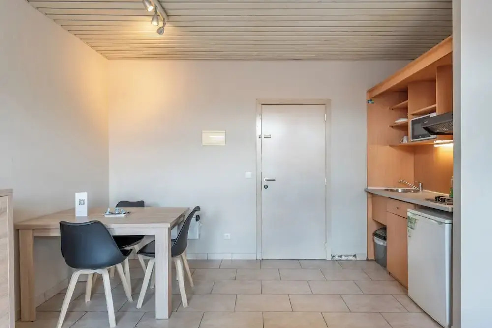 Room-studio Triple Near Noord Station