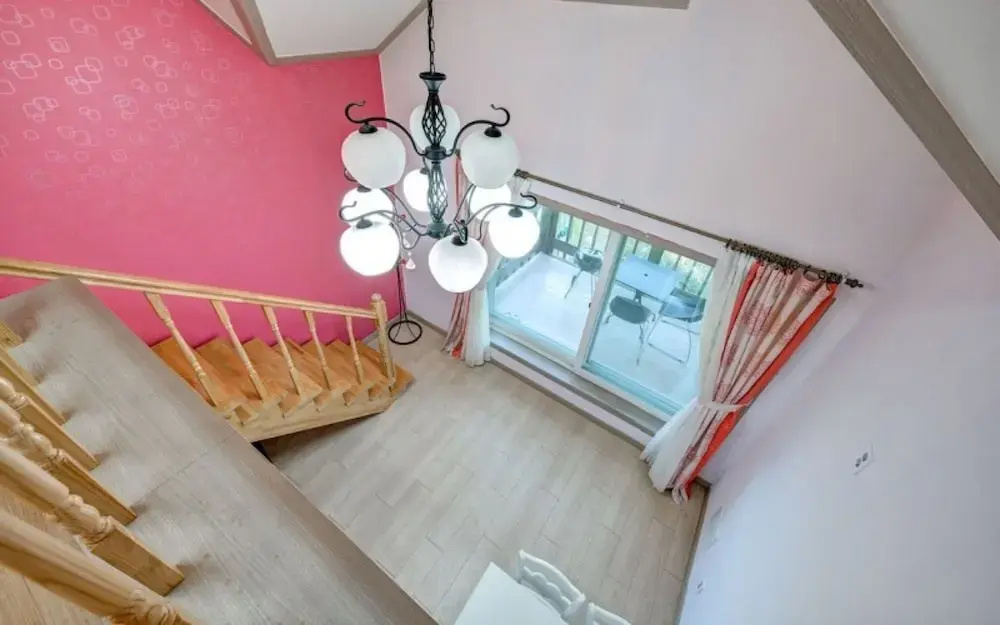 Gapyeong Blueberry Hill Pension (Near Golf Course)