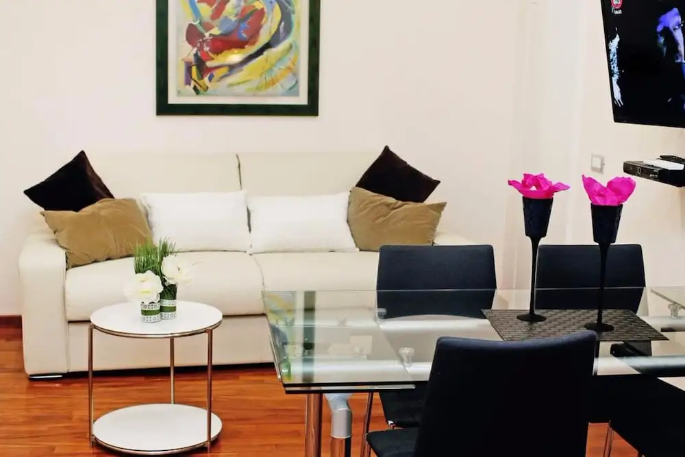 Spanish Steps Suite 128