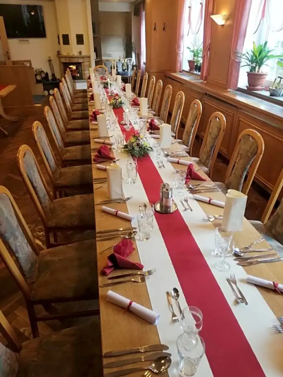 Landhotel Waldschlößchen mit Gaststube