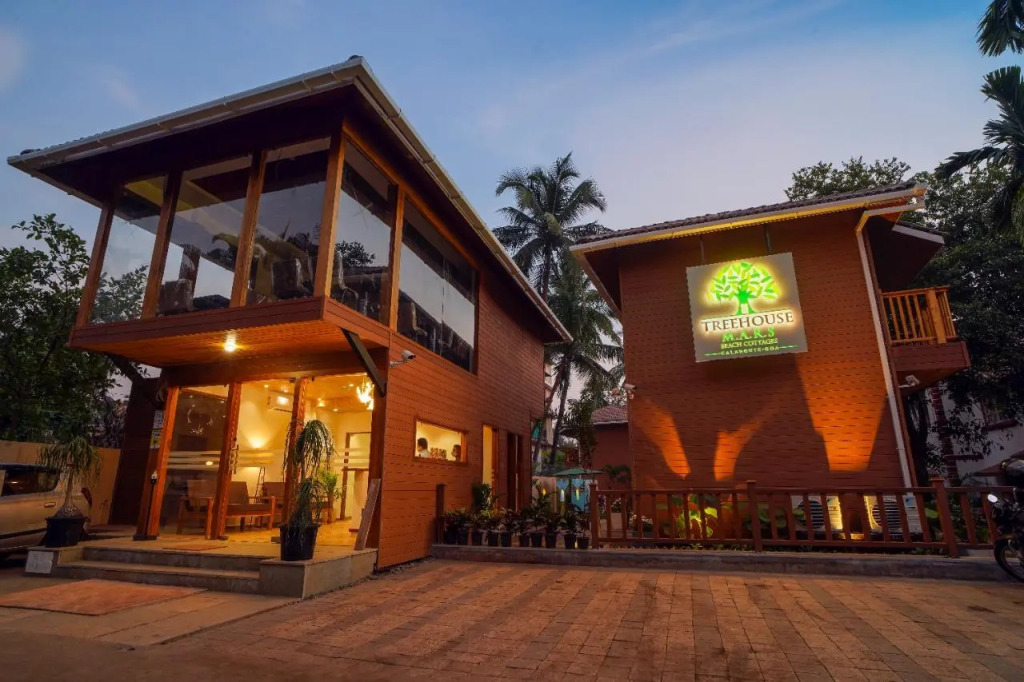 TreeHouse Mars Beach Cottages & Villas