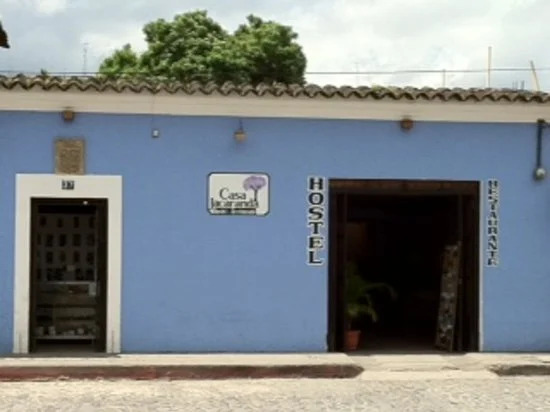Hostel y Restaurante Casa Jacaranda