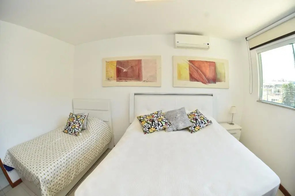 Excelente Casa com Quatro Suítes em Condomínio à 1min da Praia de Geribá Por Luxury Rentals