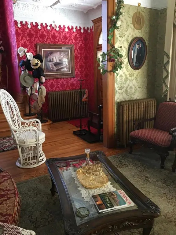 Queen Anne Bed and Breakfast