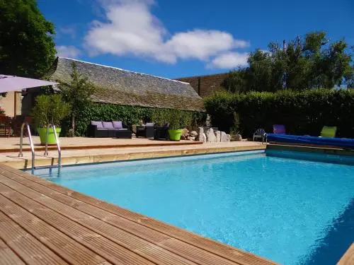 La maison de Gilbert Jacuzzi Piscine chauffée