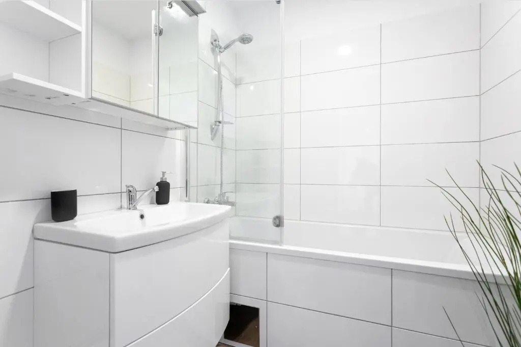 Sunny Penthouse with Terrace. DG7