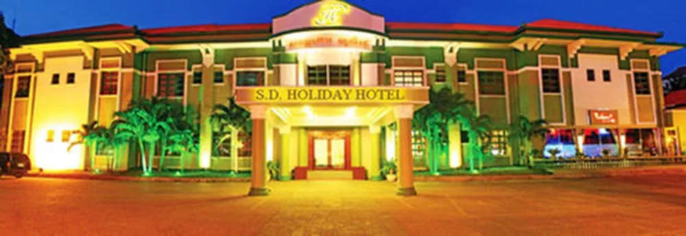 Holiday Hotel