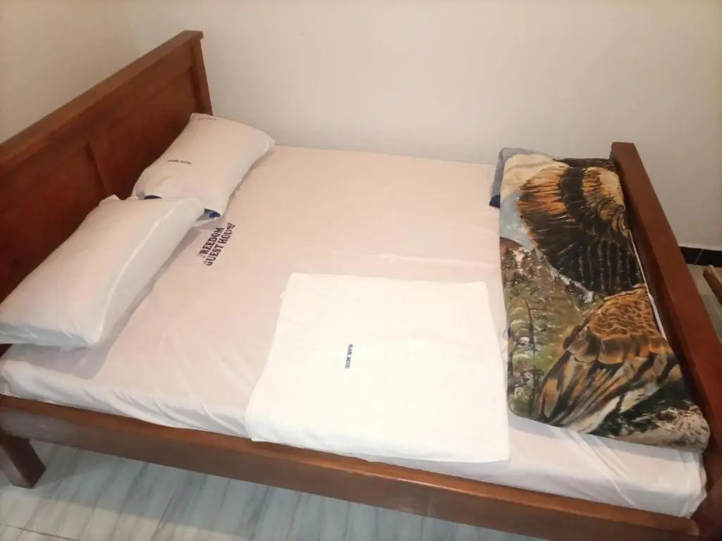 Pearl Furnished Rooms Buloba